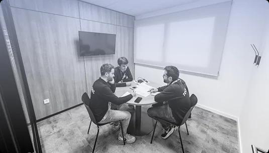 Startup MVPs That Move Fast